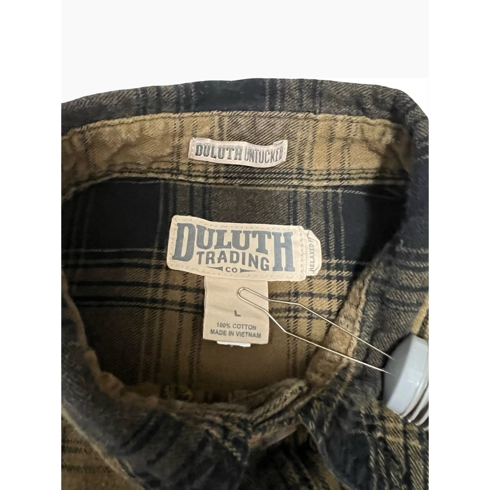 Duluth Trading Co Untucked Relaxed Fit Flannel Shirt Mens L Brown Black Plaid
